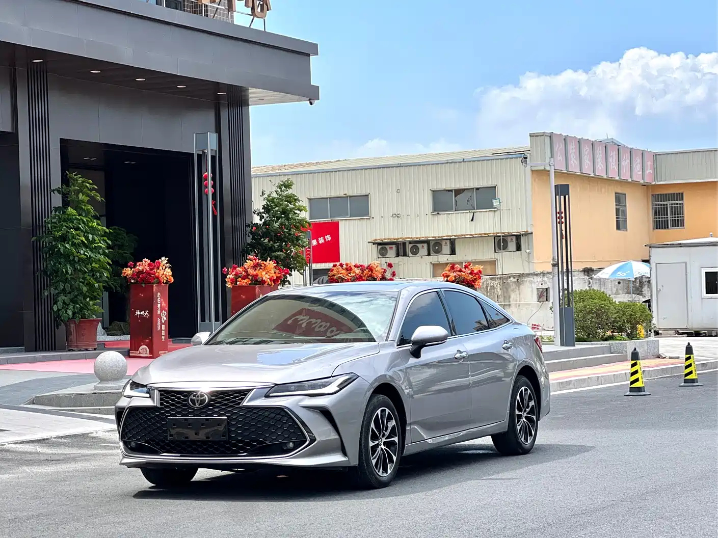 TOYOTA AVALON 2023