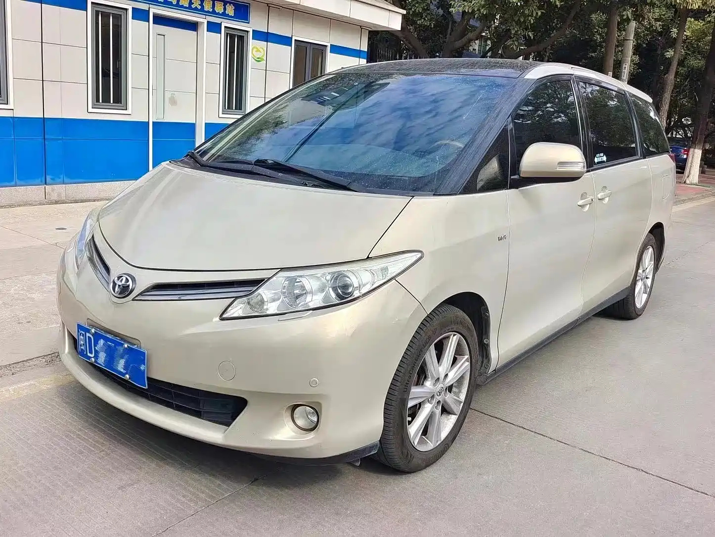 TOYOTA PREVIA 2006