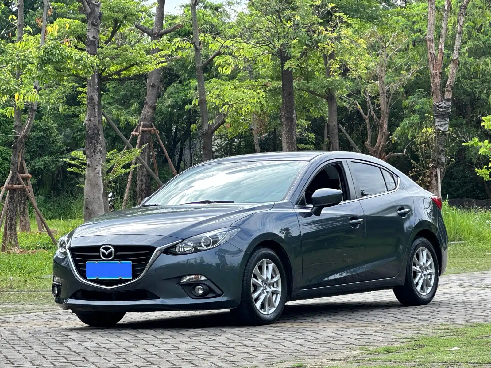 MAZDA 3 AXELA