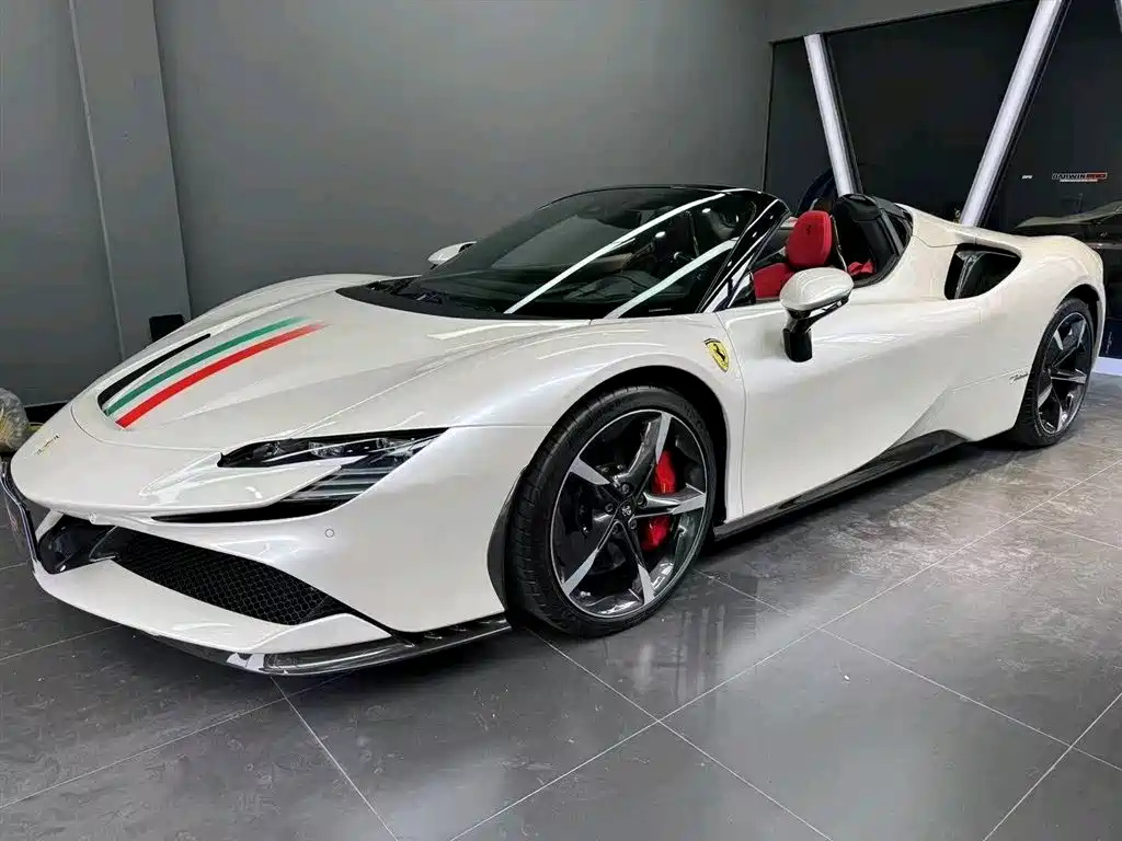FERRARI SF90 2021