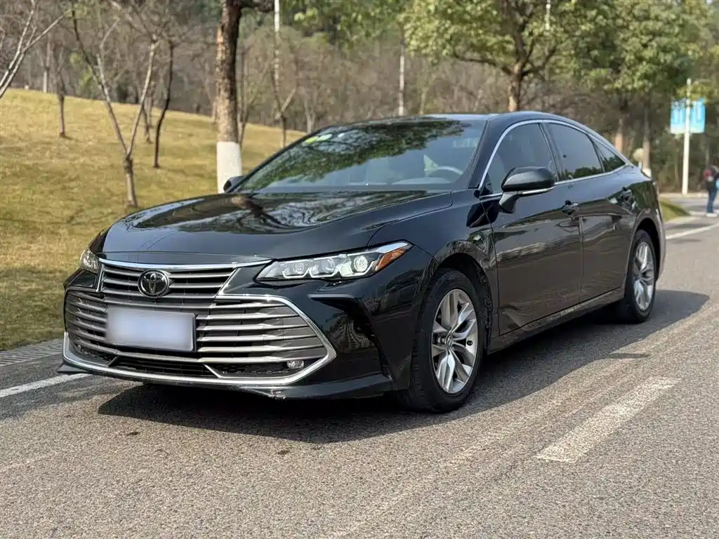 TOYOTA AVALON 2019