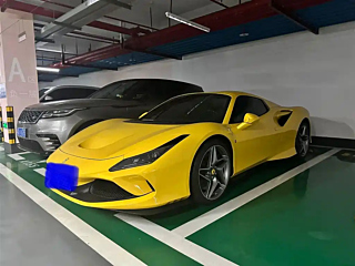 FERRARI F8