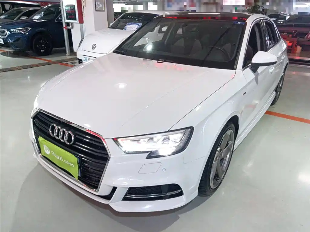 AUDI A3 2017