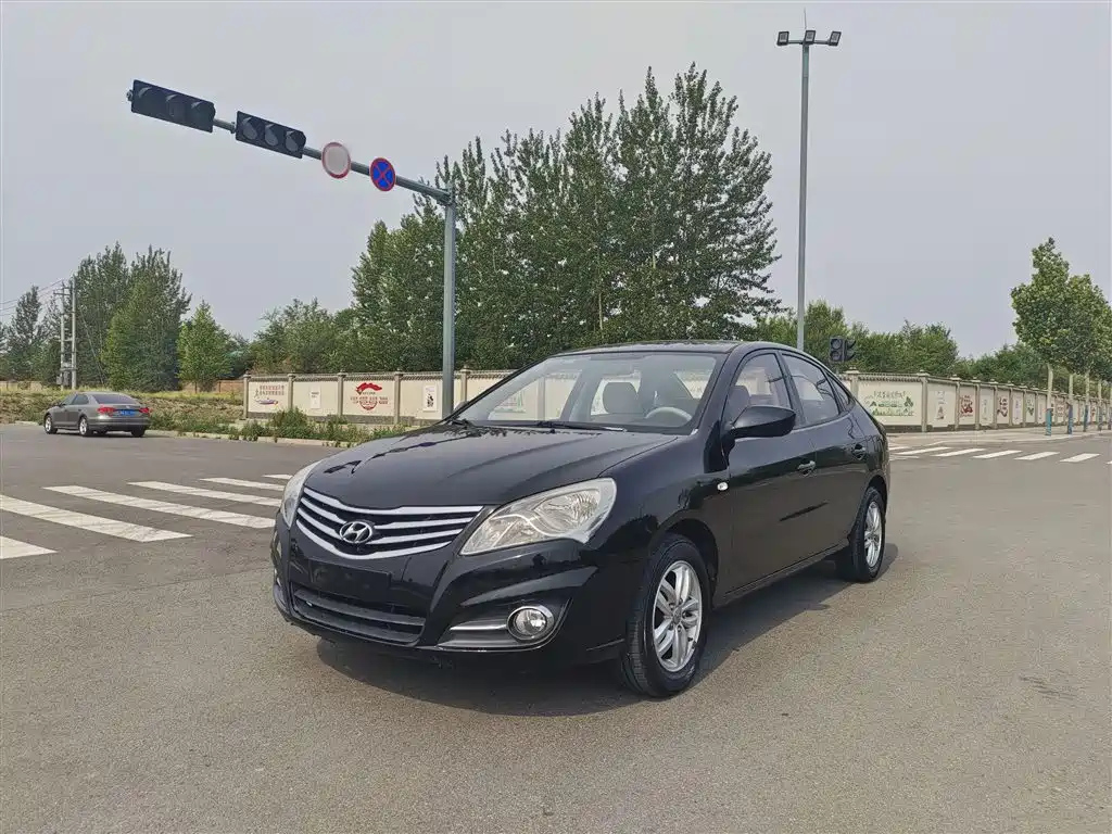 HYUNDAI CELESTA 2015