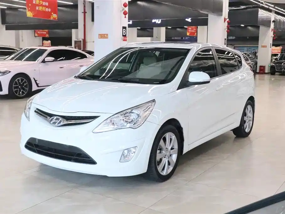 HYUNDAI RENA 2011