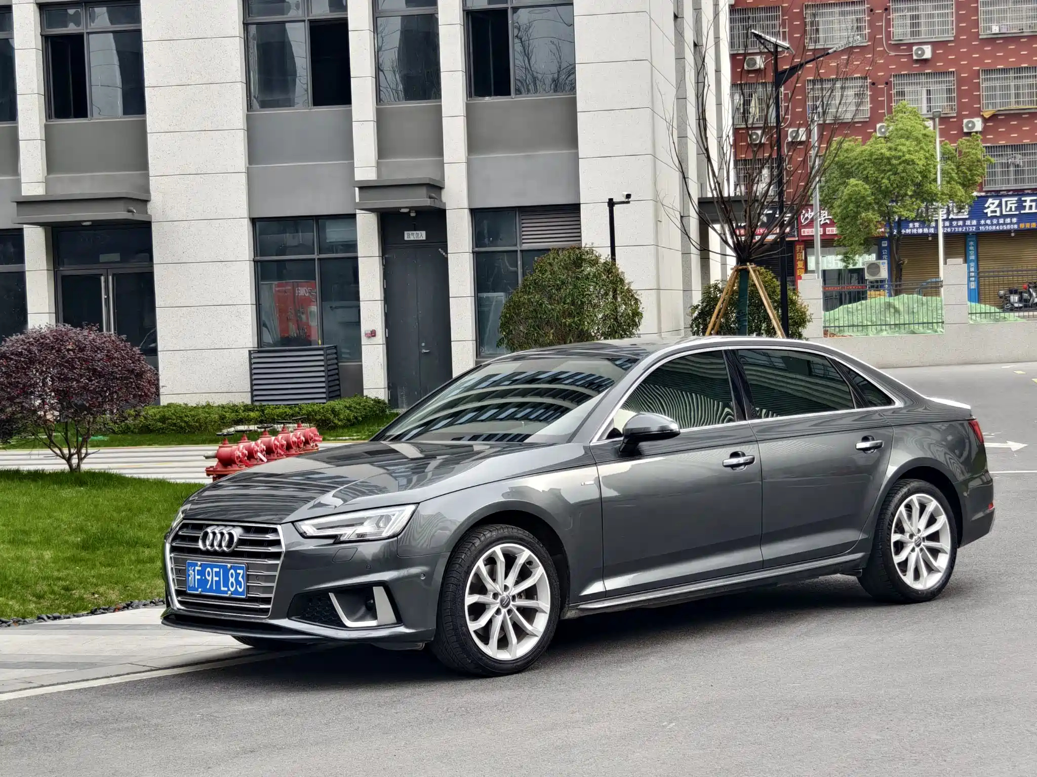 AUDI A4L 2019