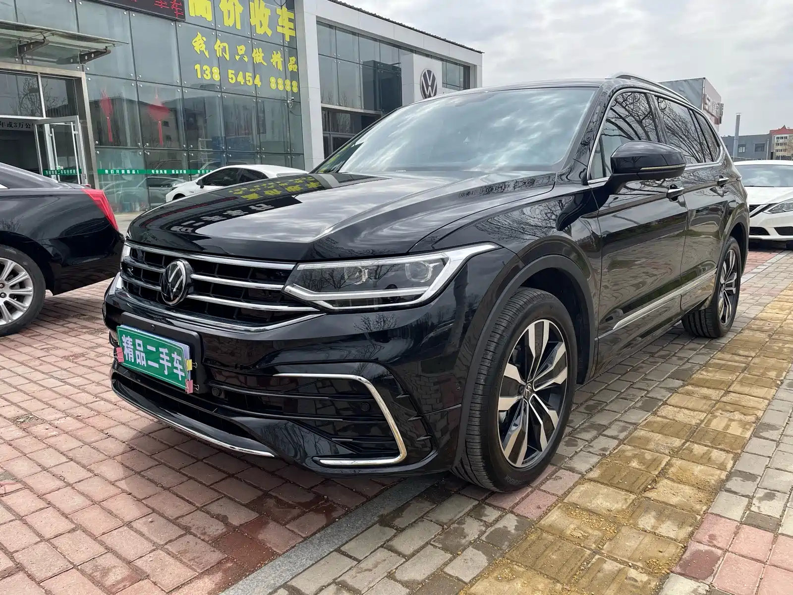 VOLKSWAGEN TIGUAN L 2023