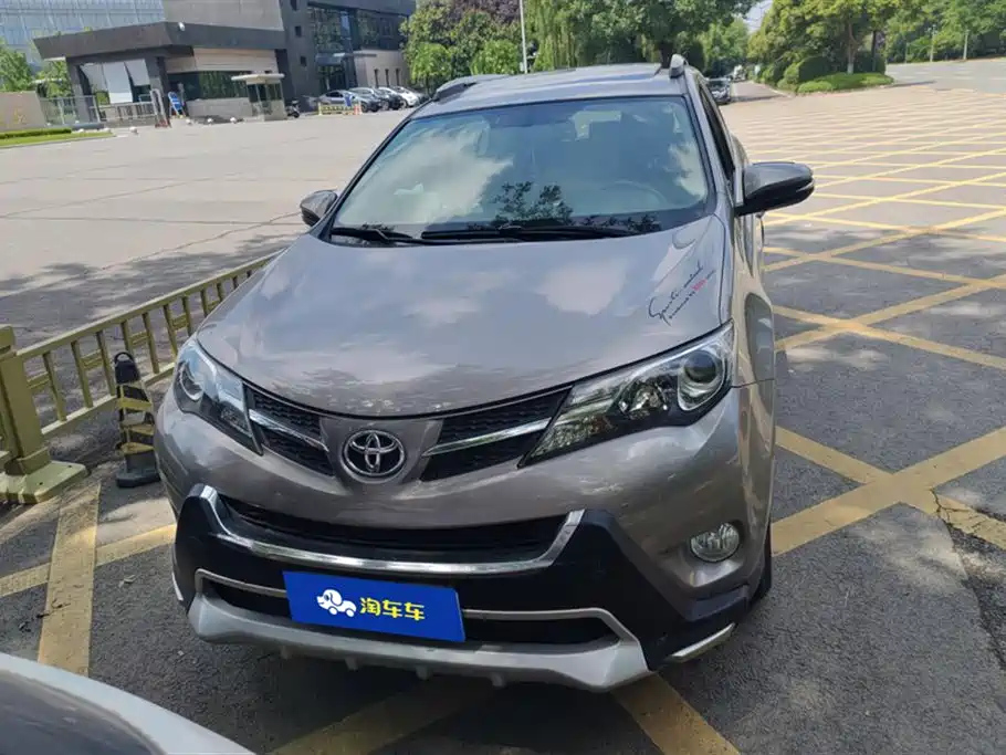 TOYOTA RAV4 RONGFANG 2013