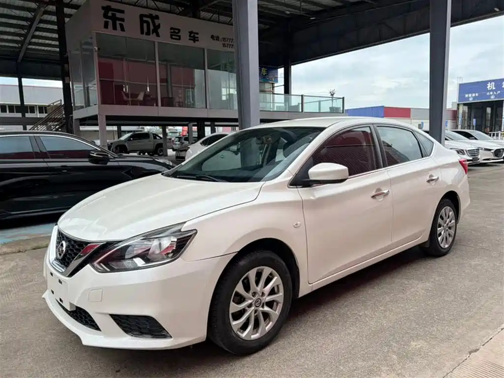 NISSAN SYLPHY 2019