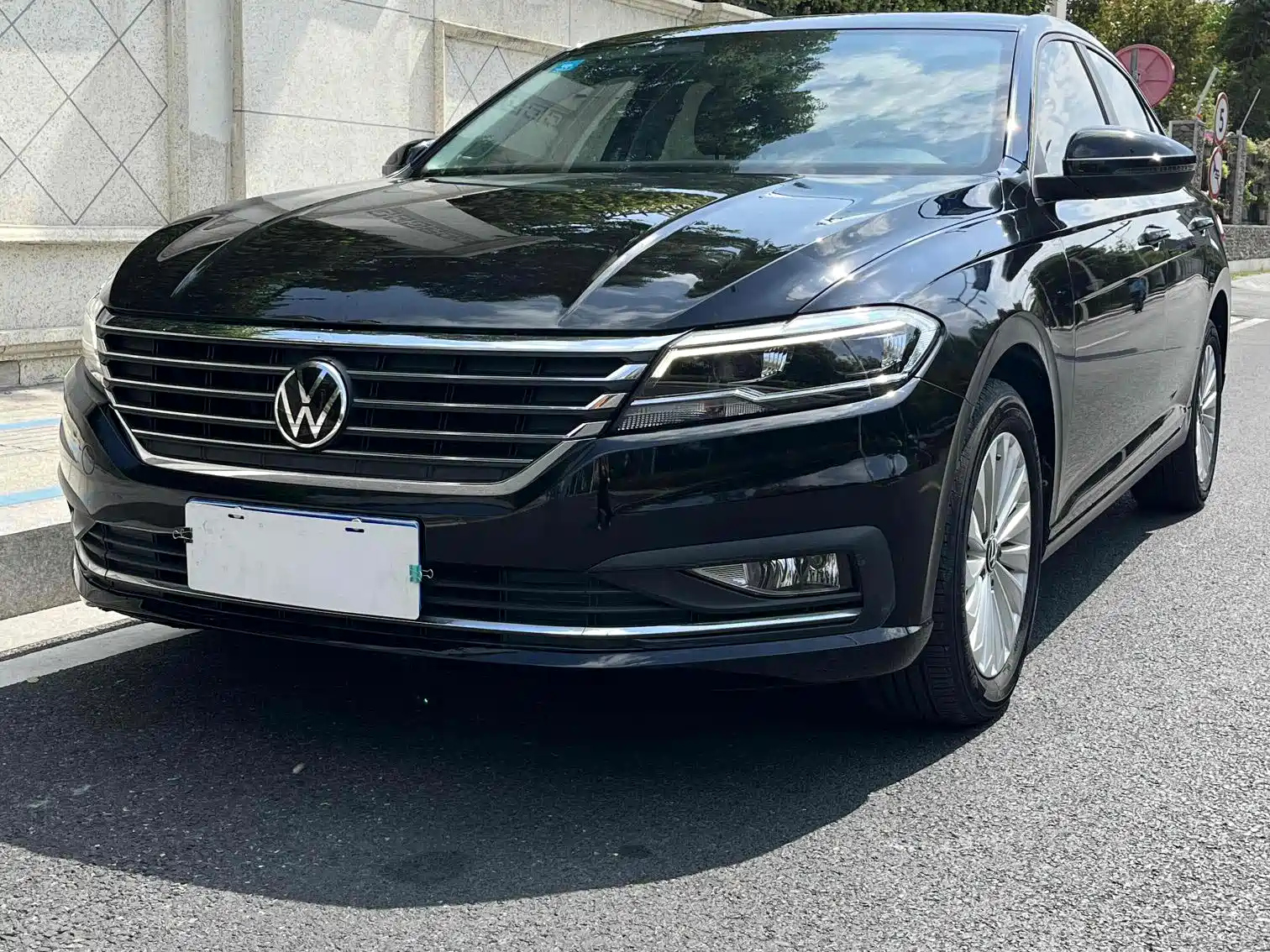 VOLKSWAGEN LAVIDA 2021