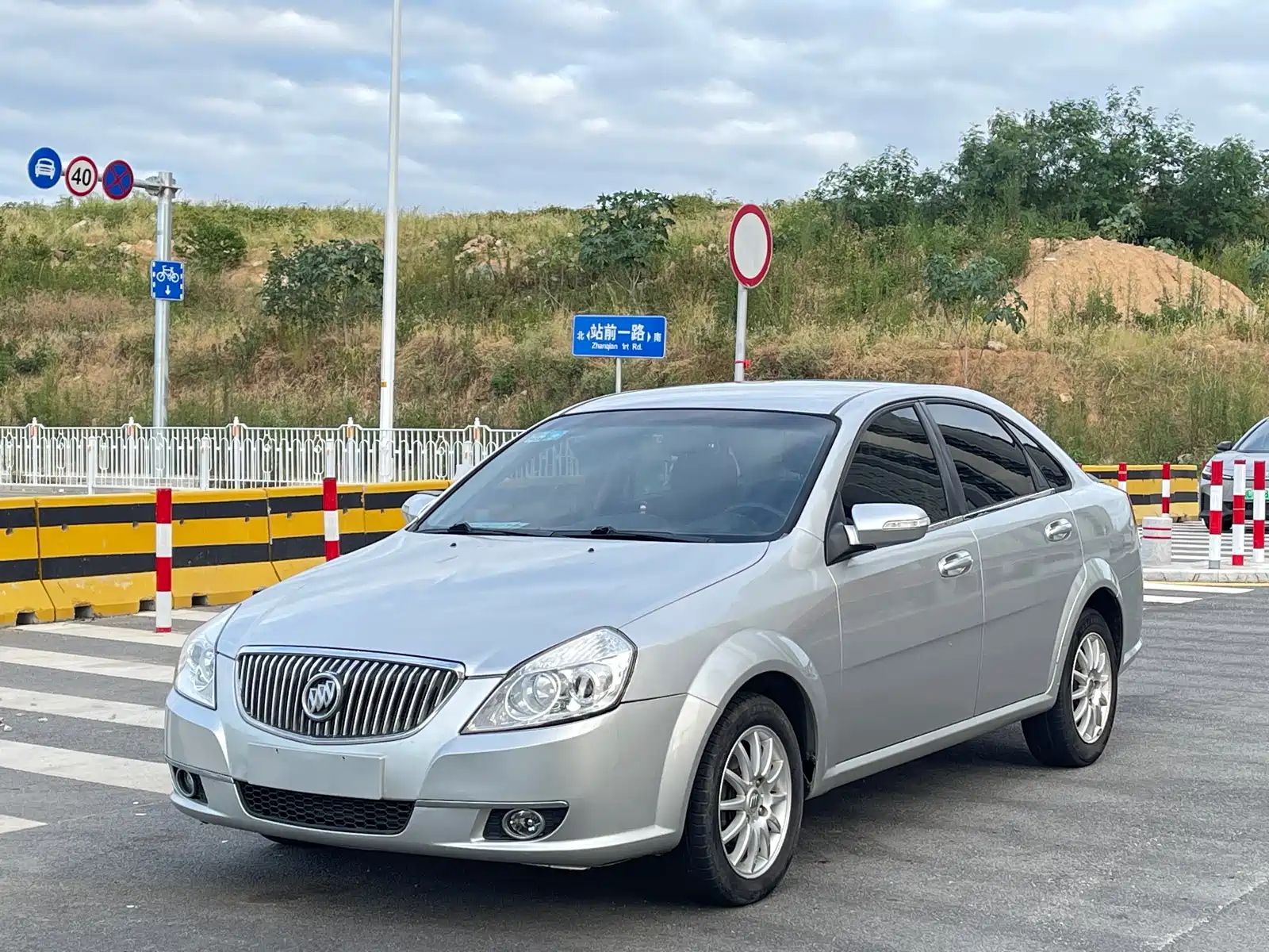BUICK EXCELLE 2011