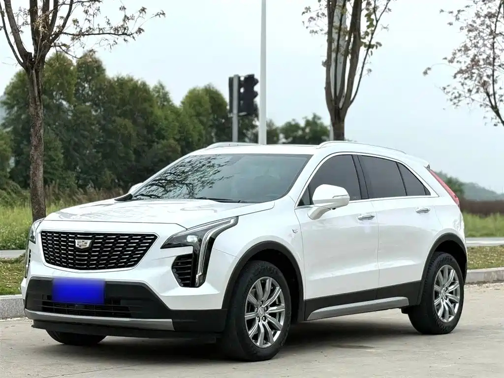CADILLAC XT4 2021