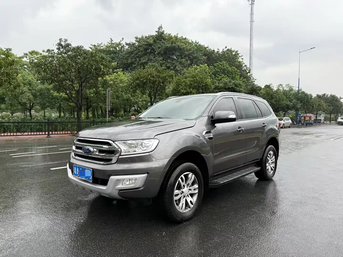 FORD EVEREST 2017