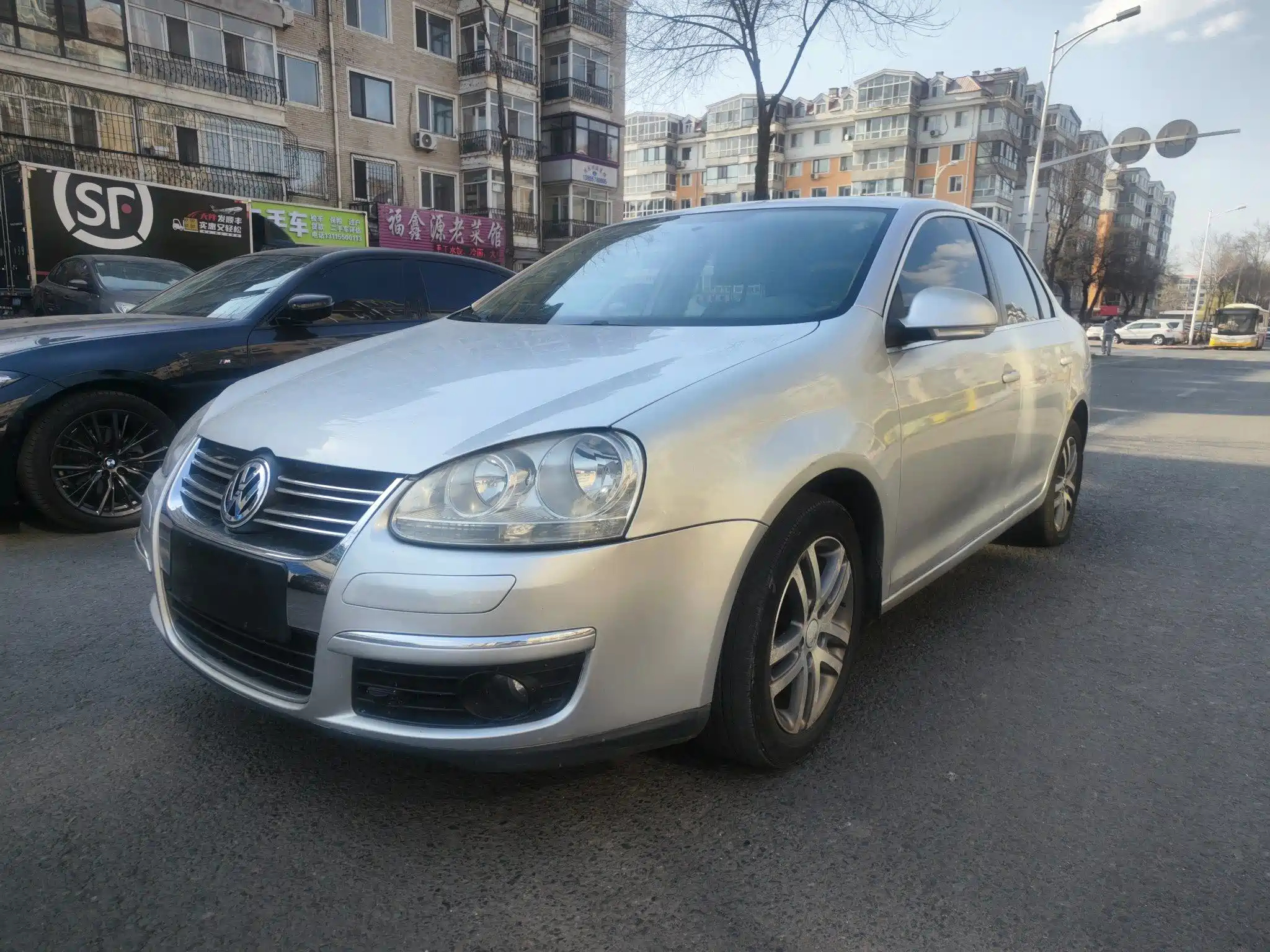 VOLKSWAGEN SAGITAR 2009