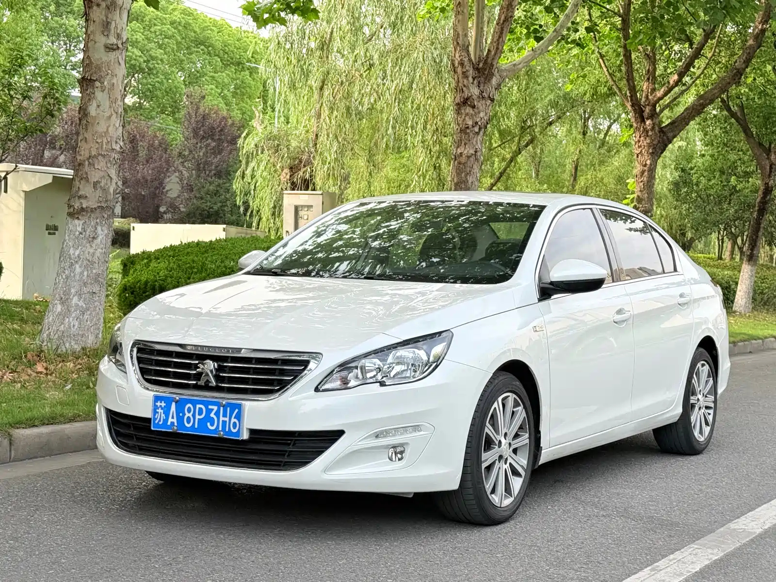 PEUGEOT 408 2016