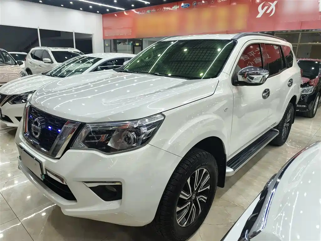 NISSAN TERRA 2018