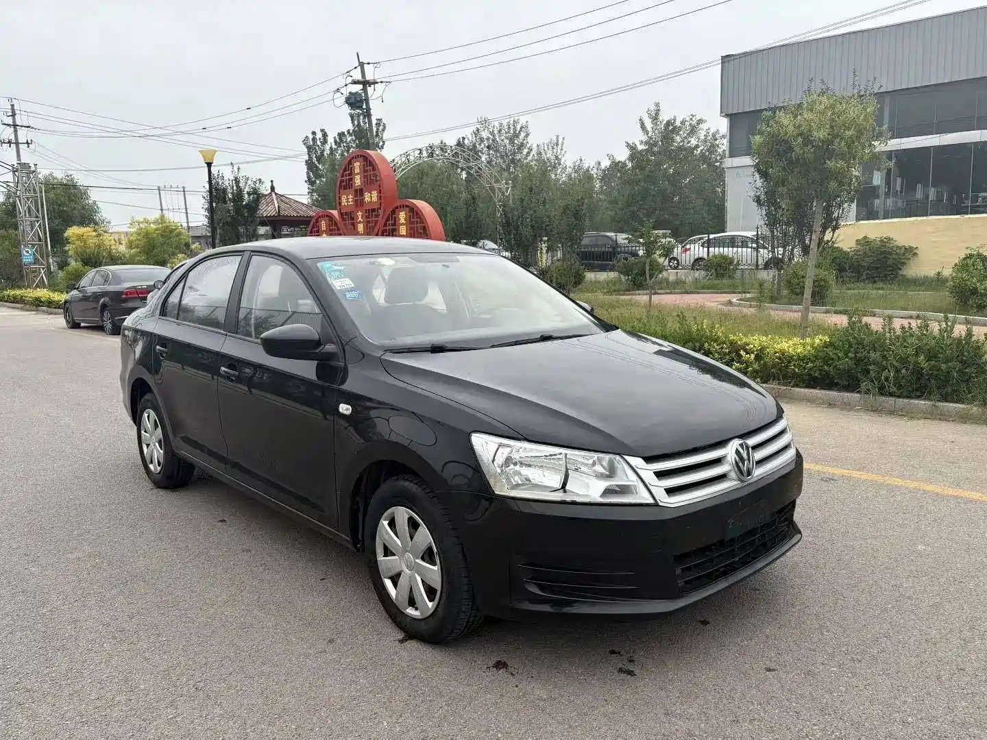 VOLKSWAGEN SANTANA 2015
