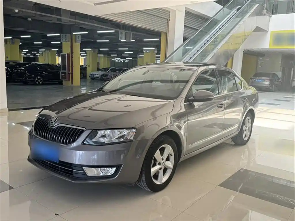 SKODA OCTAVIA 2015