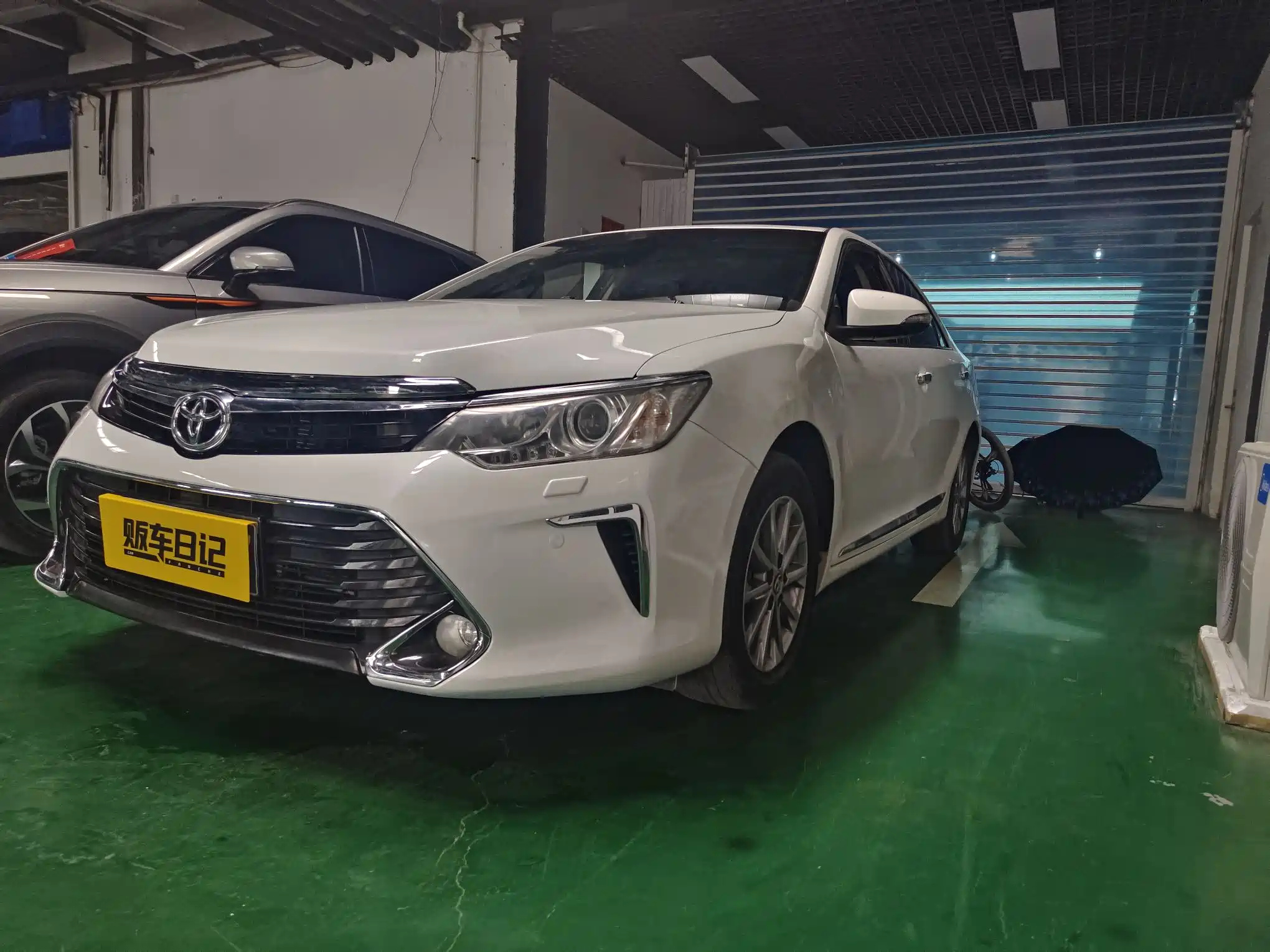 TOYOTA CAMRY 2016