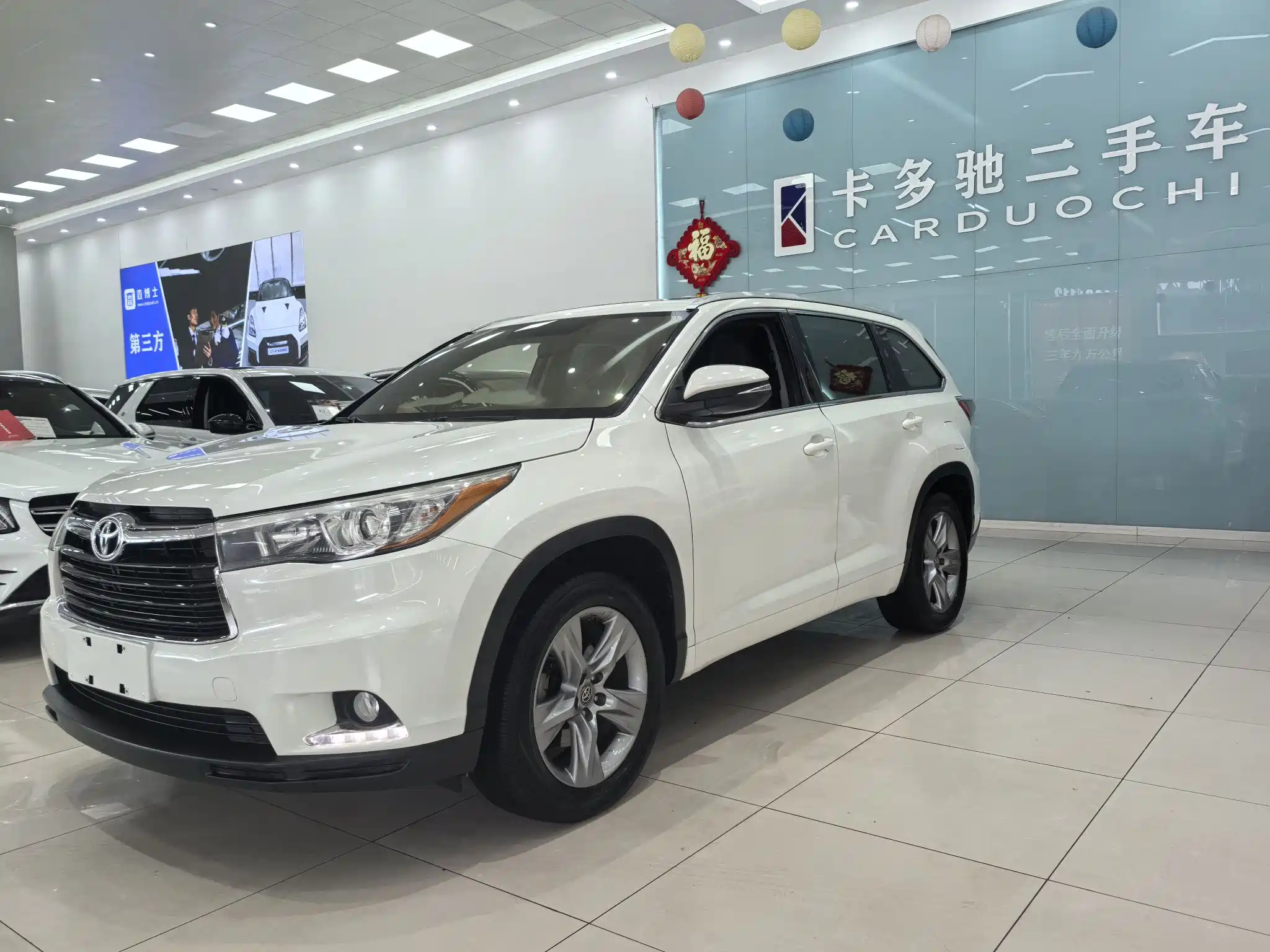 TOYOTA HIGHLANDER 2015