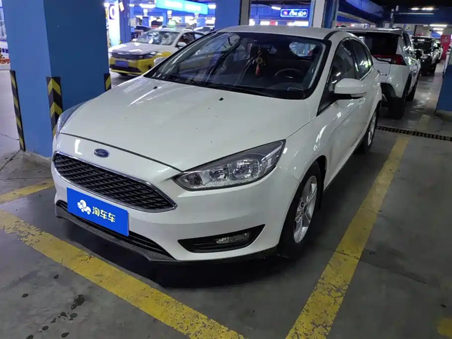 FORD FOCUS 2015