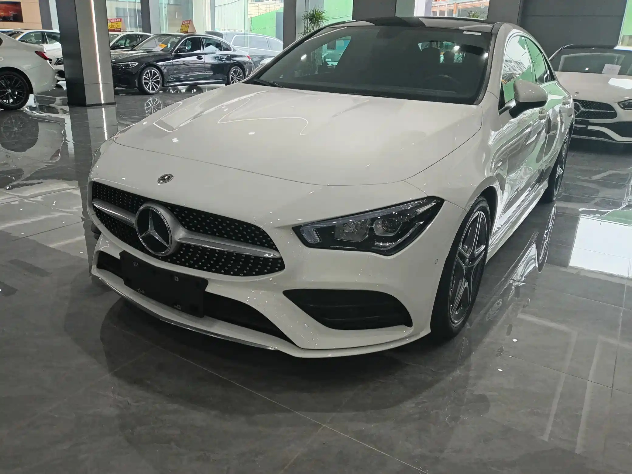 MERCEDES BENZ CLA 2021