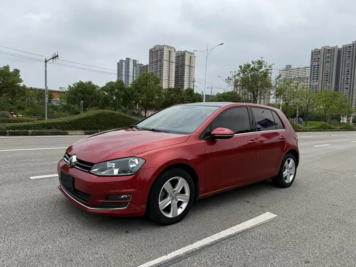 VOLKSWAGEN GOLF 2015