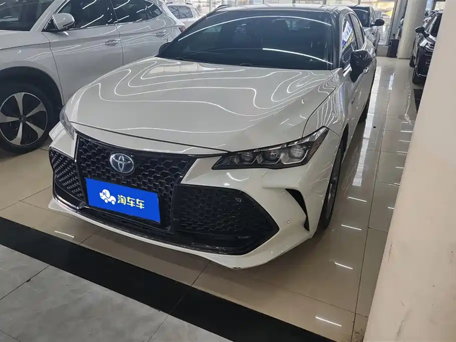TOYOTA AVALON 2019