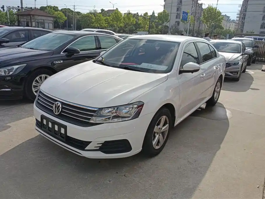 VOLKSWAGEN LAVIDA 2019