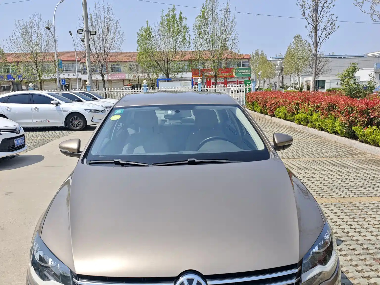 VOLKSWAGEN BORA 2015