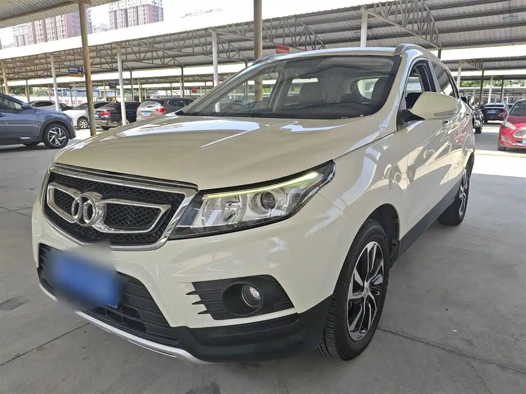 BAIC SENOVA X55 2016