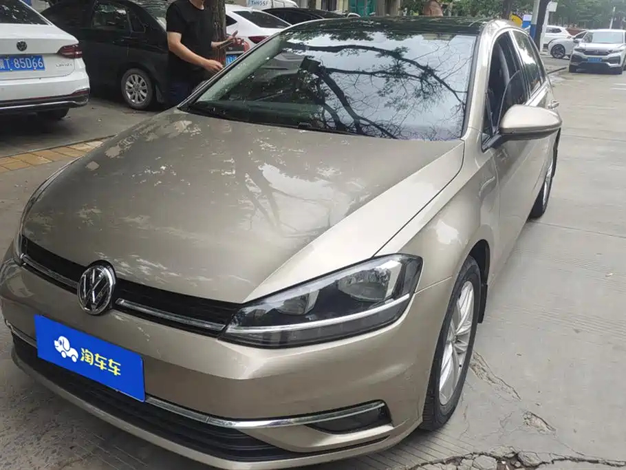 VOLKSWAGEN GOLF 2018