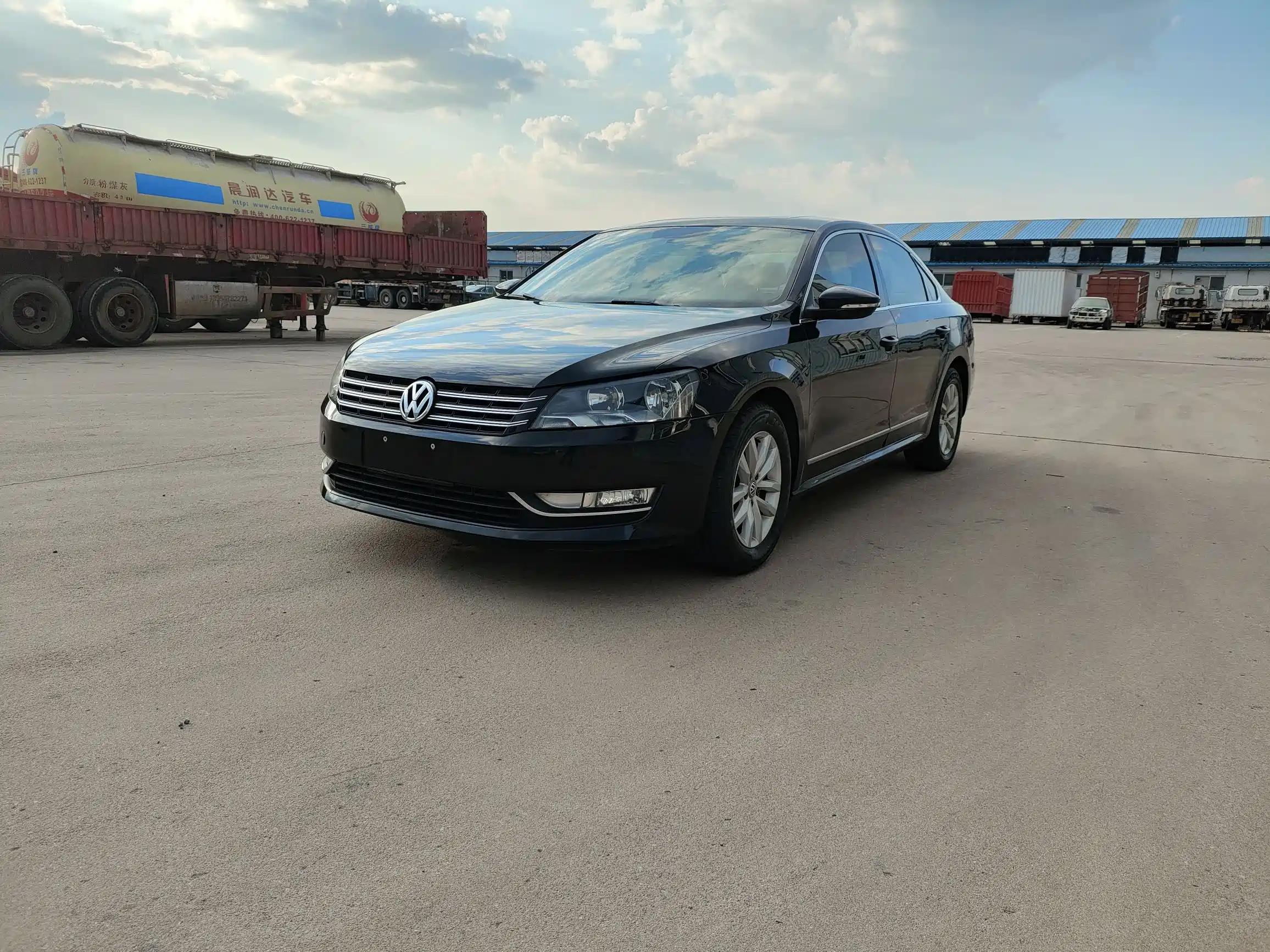 VOLKSWAGEN PASSAT