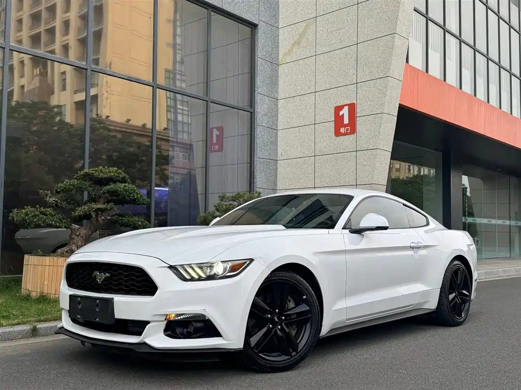 FORD MUSTANG 2017