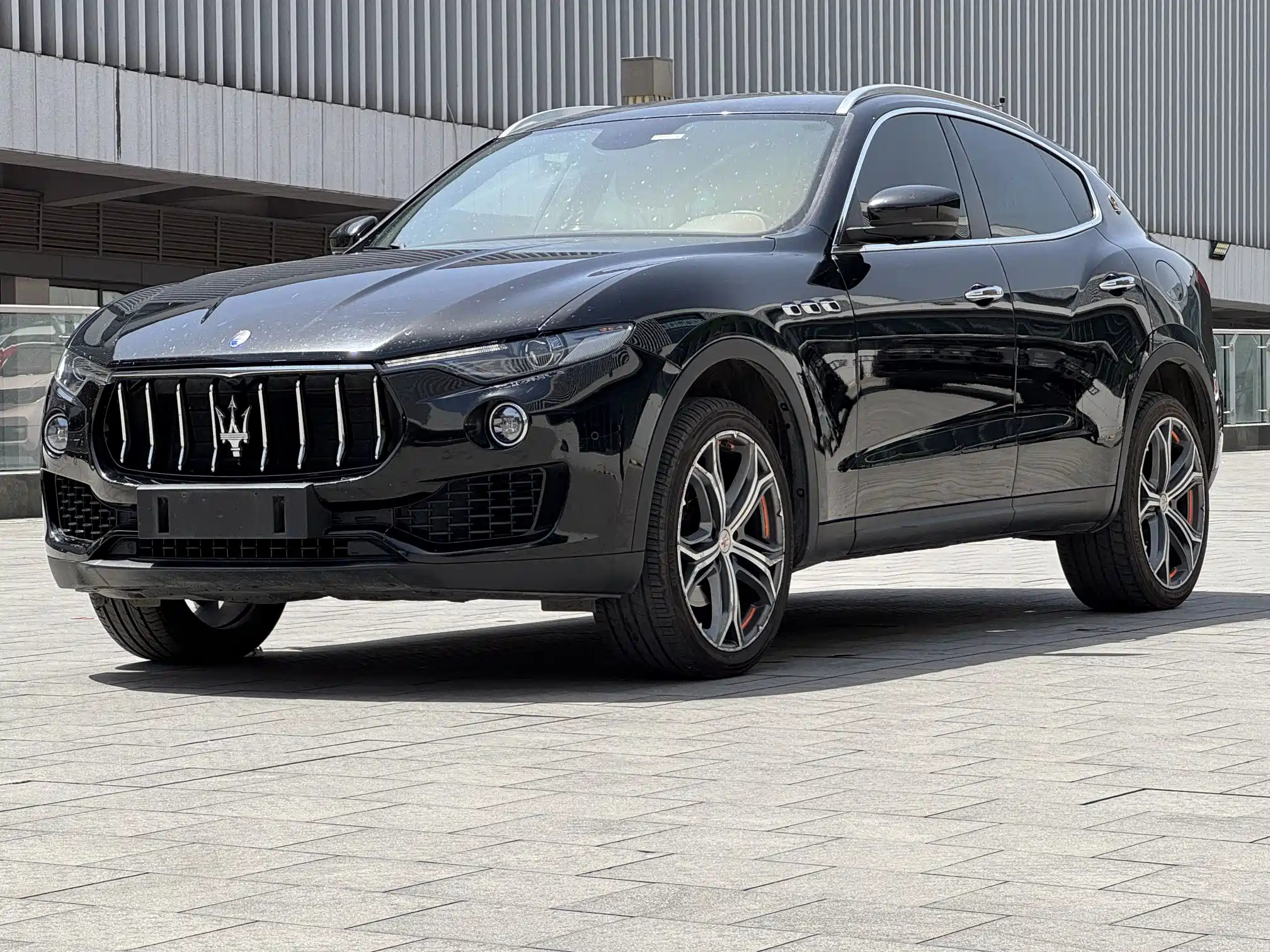 MASERATI LEVANTE 2018