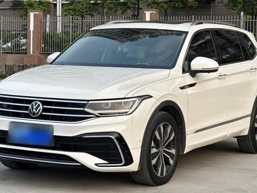 VOLKSWAGEN TIGUAN L 2022