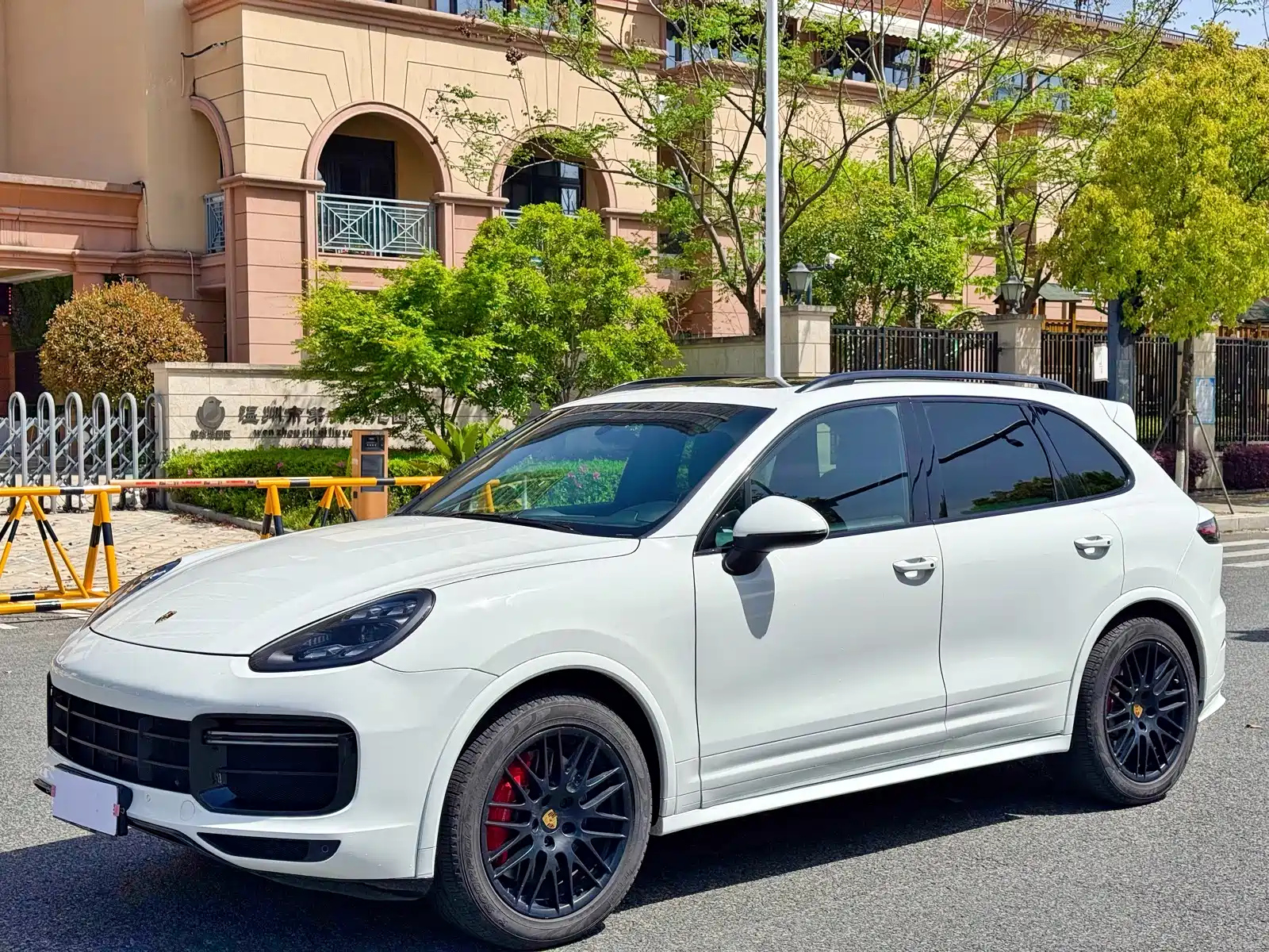 PORSCHE CAYENNE 2015