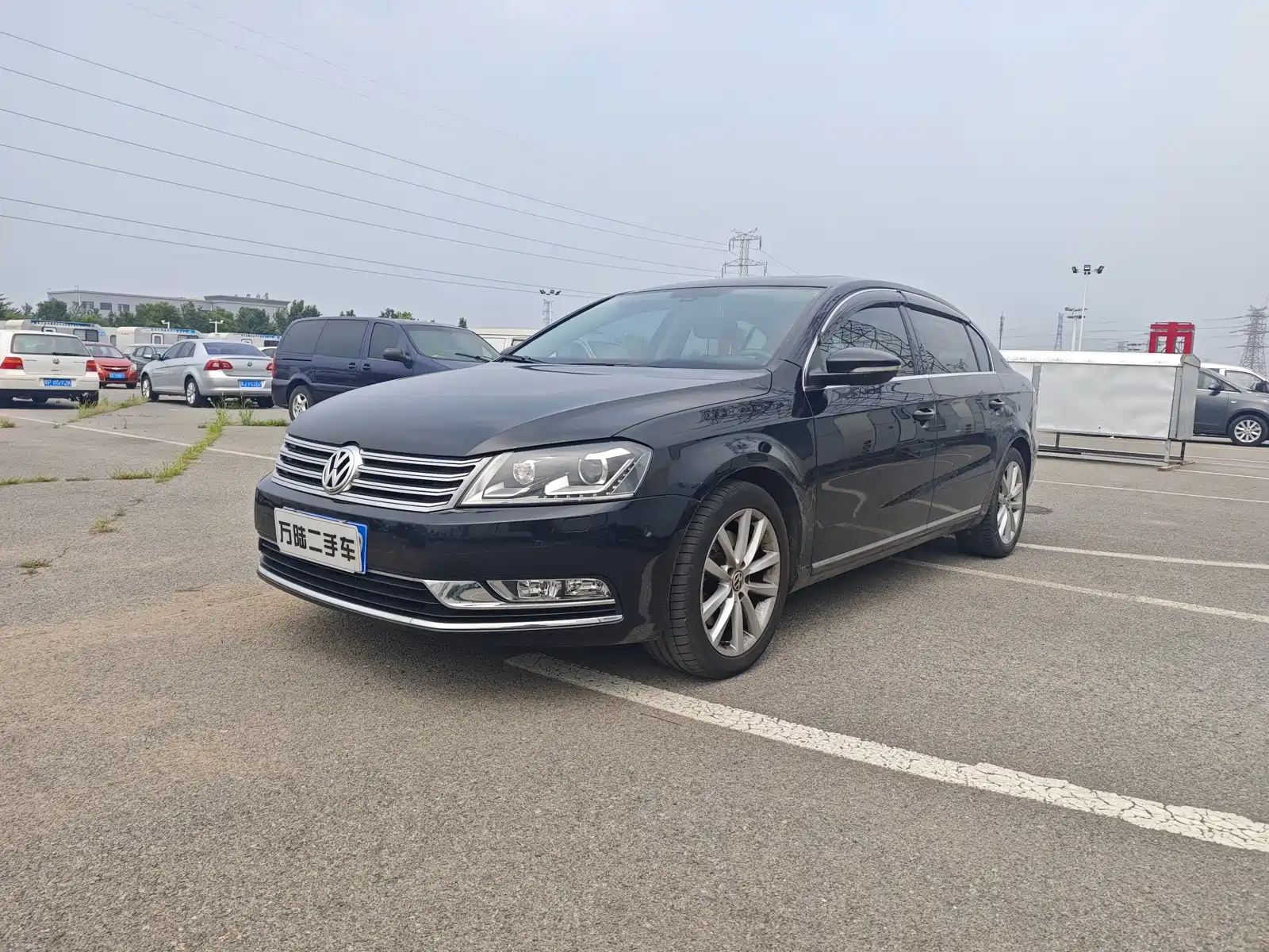 VOLKSWAGEN MAGOTAN 2013
