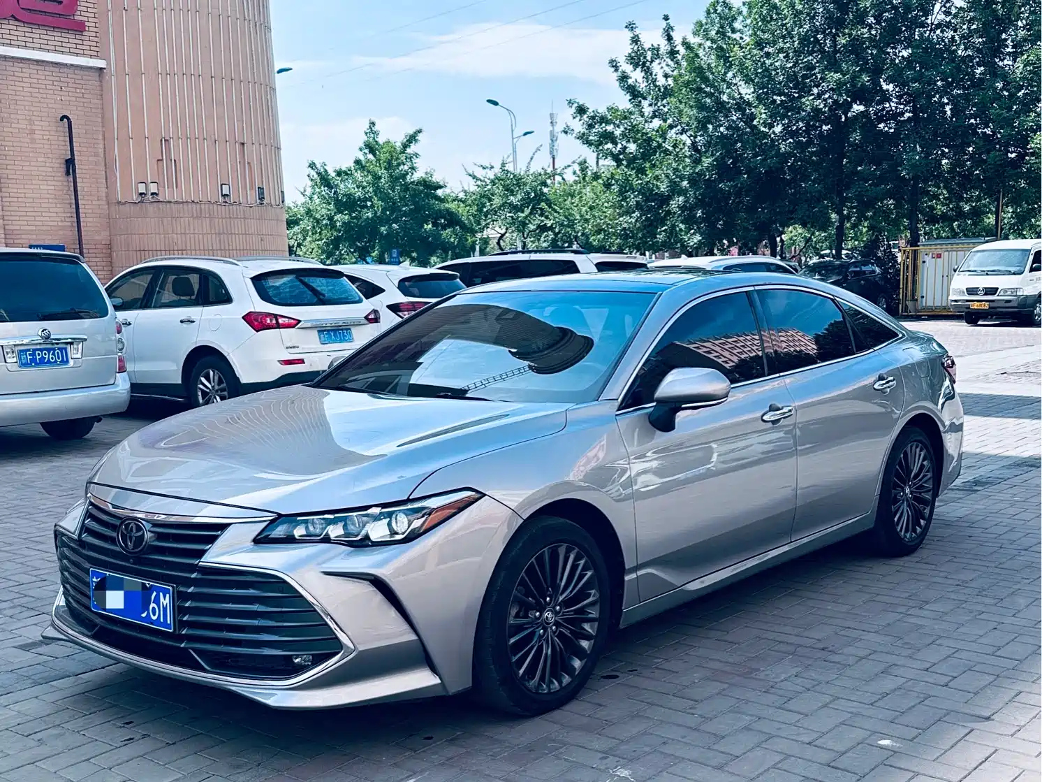 TOYOTA AVALON 2019