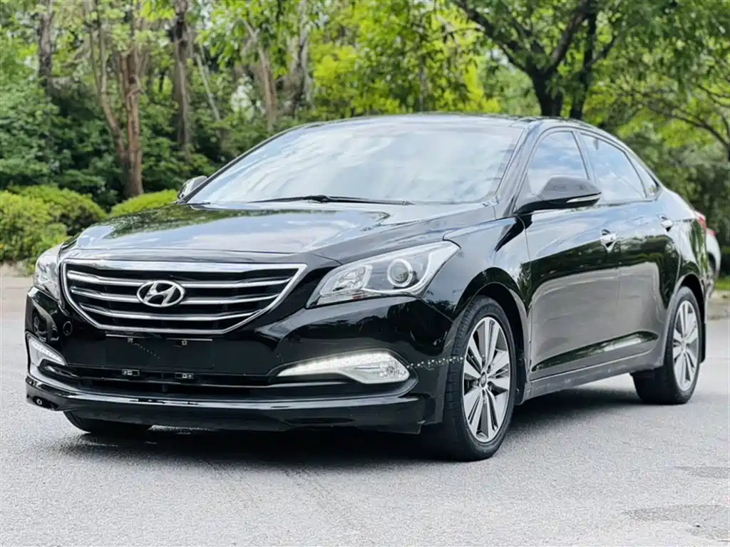 HYUNDAI MISTRA 2016
