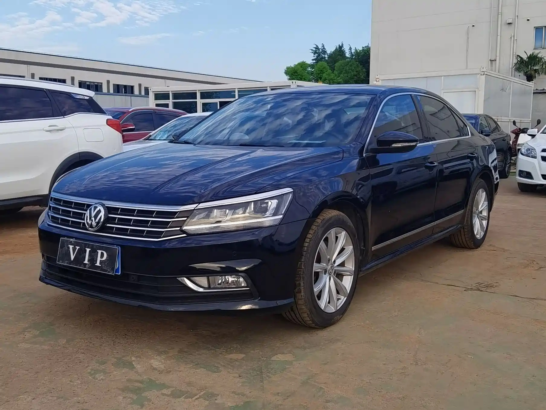 VOLKSWAGEN PASSAT 2017