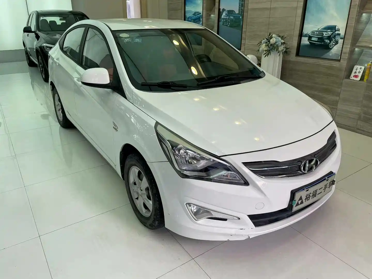 HYUNDAI RENA 2016