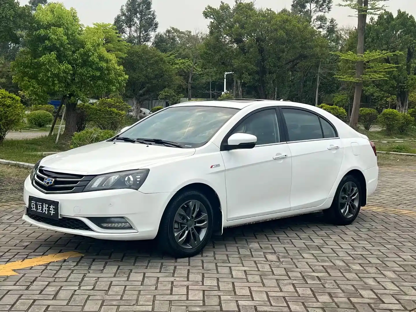 GEELY AUTO EMGRAND