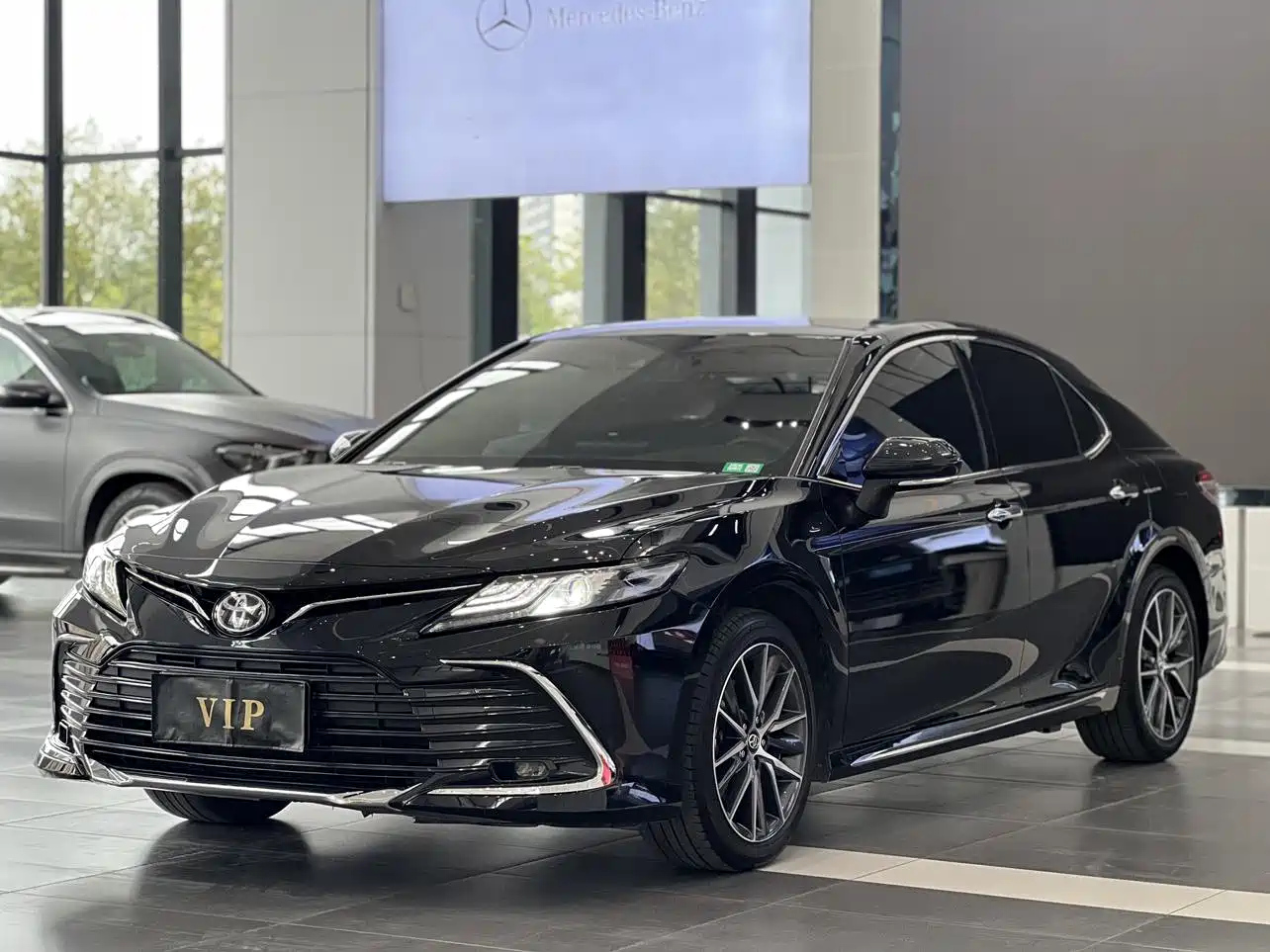 TOYOTA CAMRY 2023