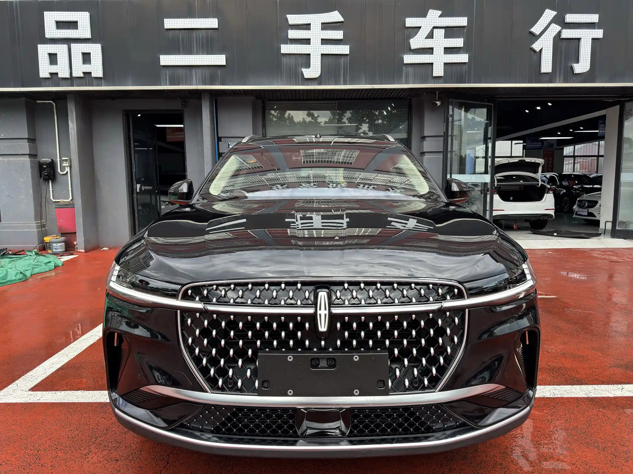 LINCOLN NAVIGATOR 2023