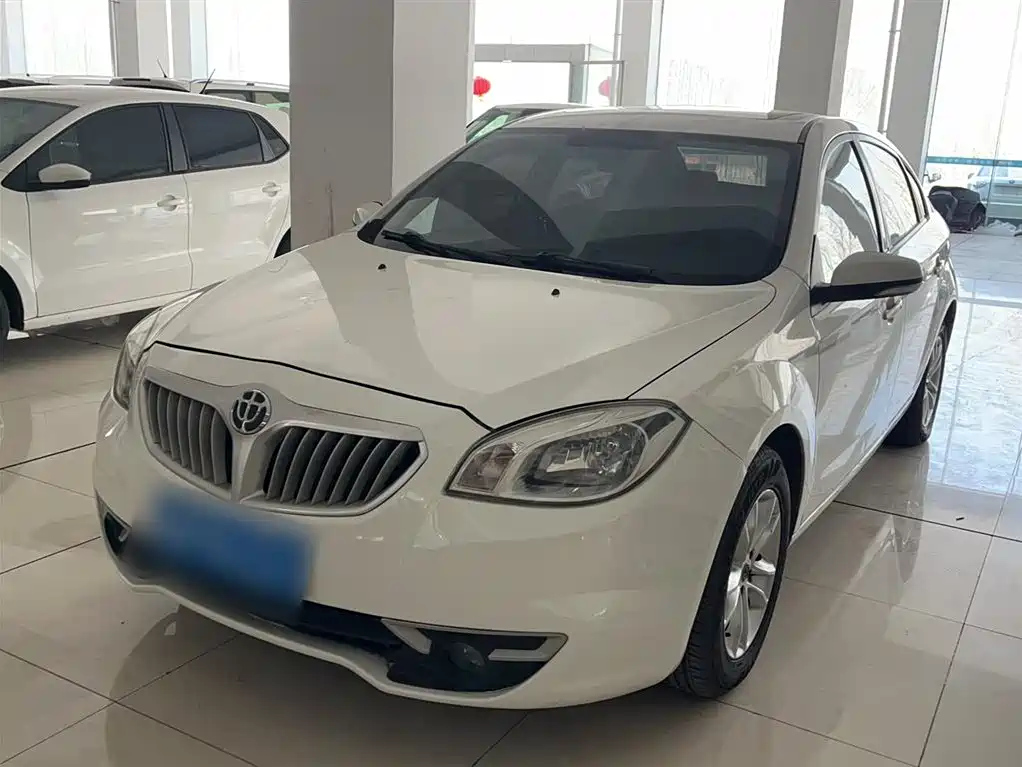 ZHONGHUA H330 2013