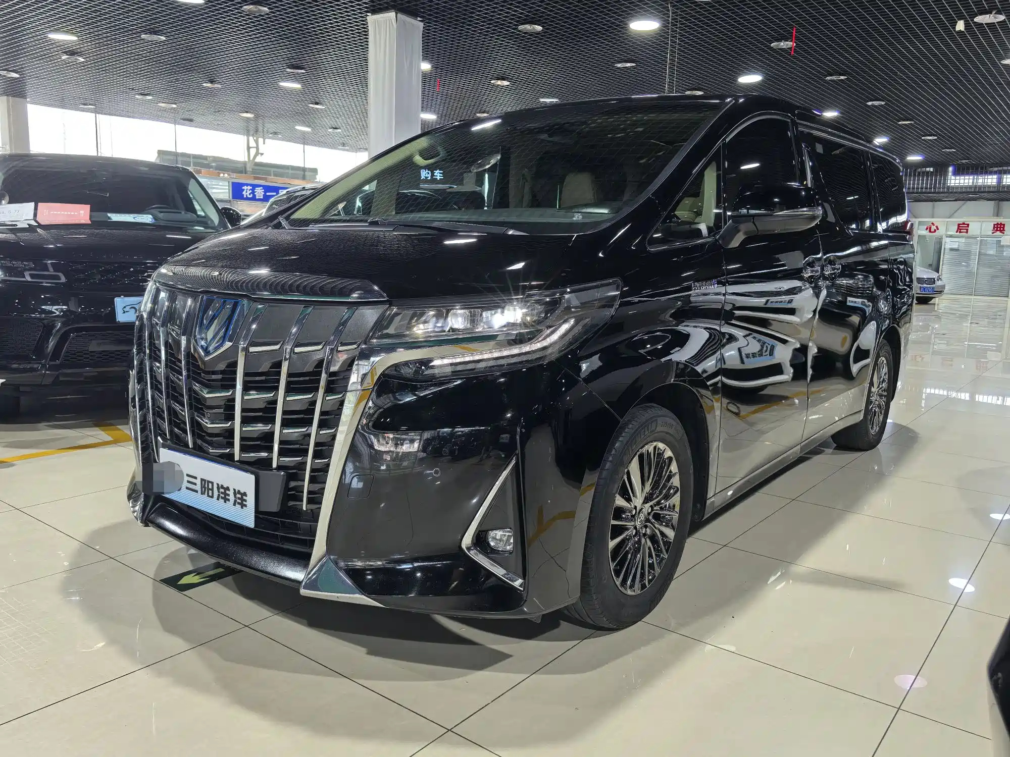 TOYOTA ALPHARD