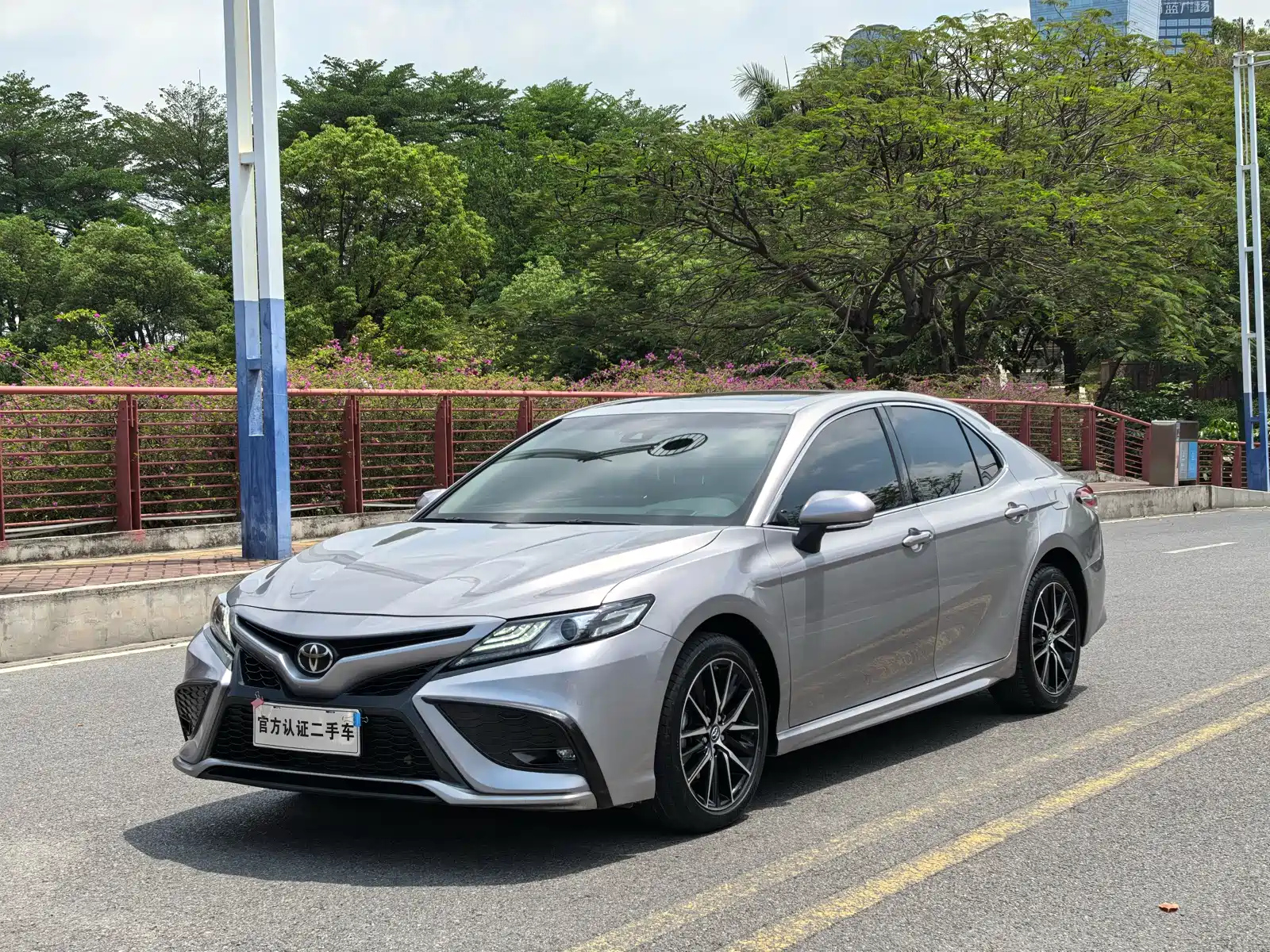 TOYOTA CAMRY 2021