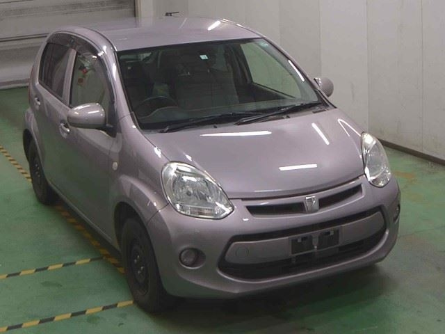 TOYOTA PASSO 2016