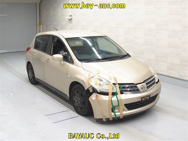 NISSAN TIIDA 2009